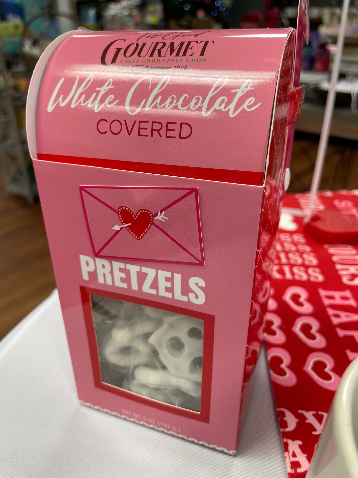 Love Mail Cookie Boxes - White Chocolate Pretzels