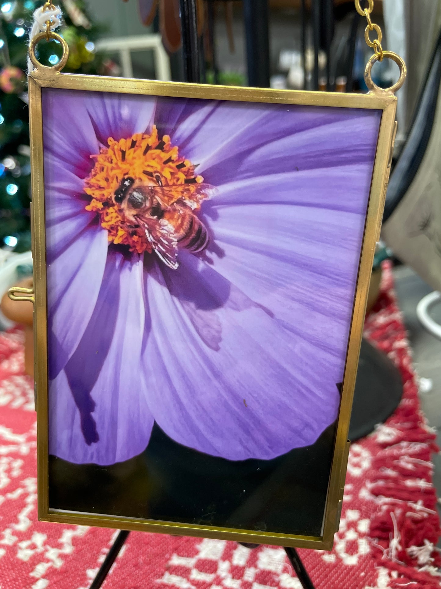 Mini Hanging Antique Frame - Purple Flower/Bee