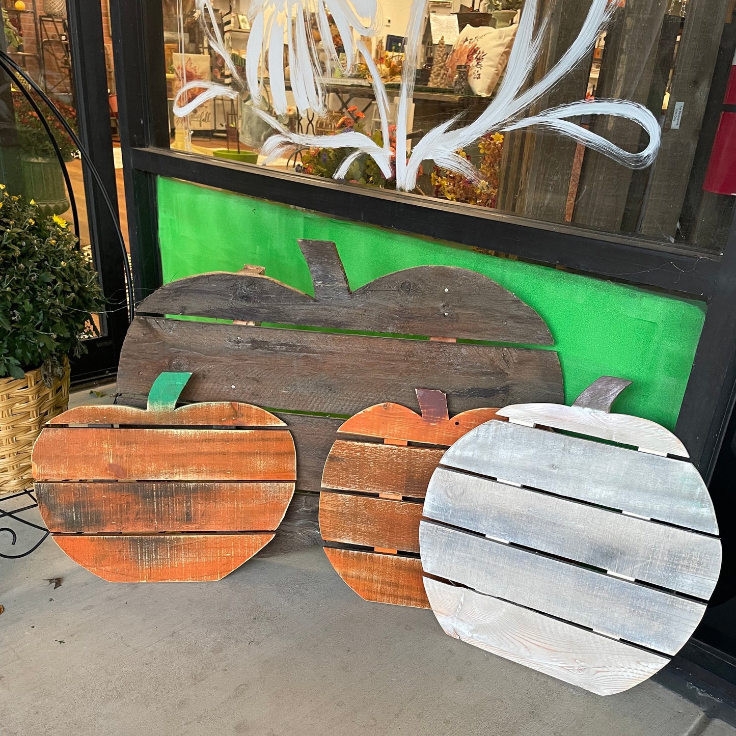 Wooden Slat Pumpkins