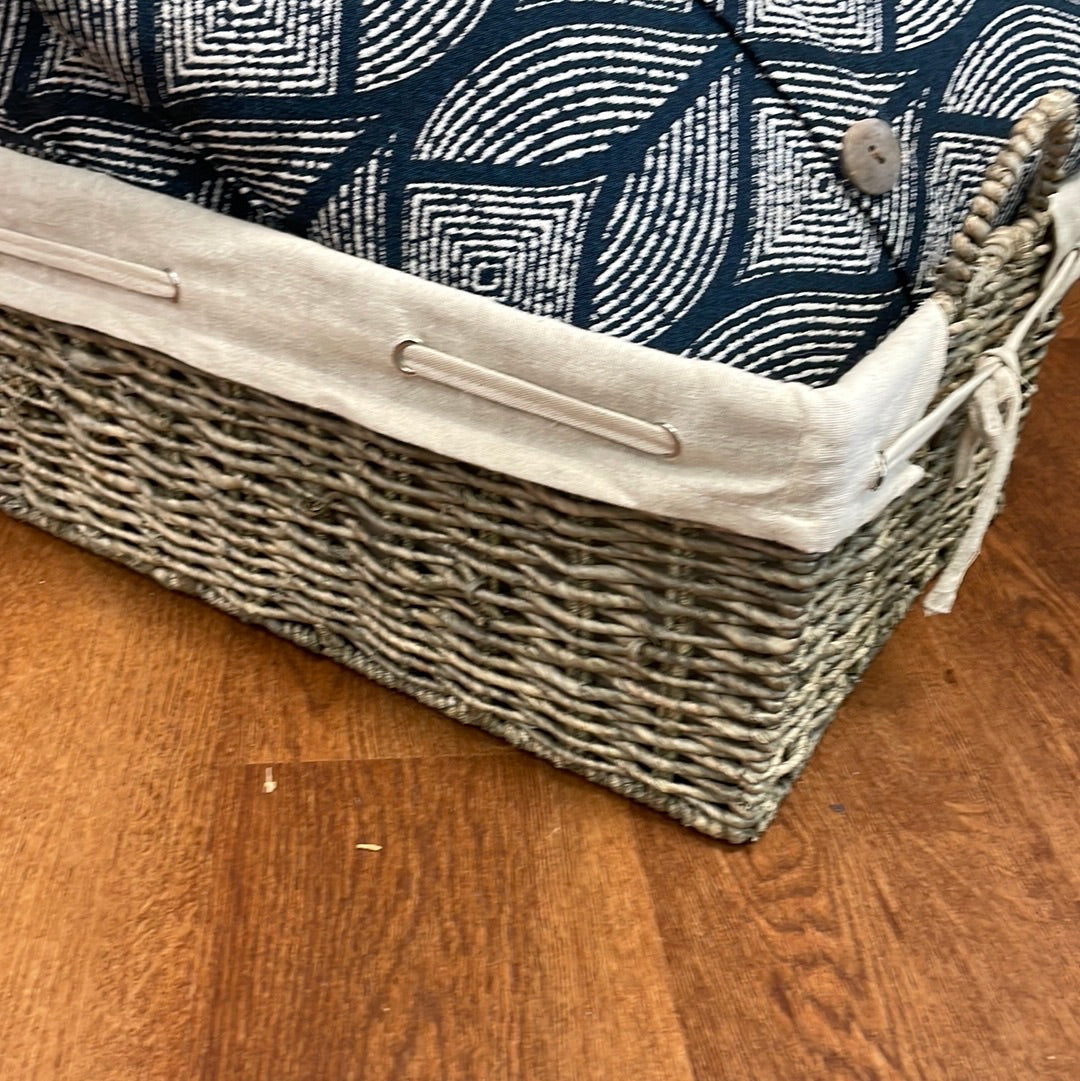 Linen Lined Rec Basket w/handles