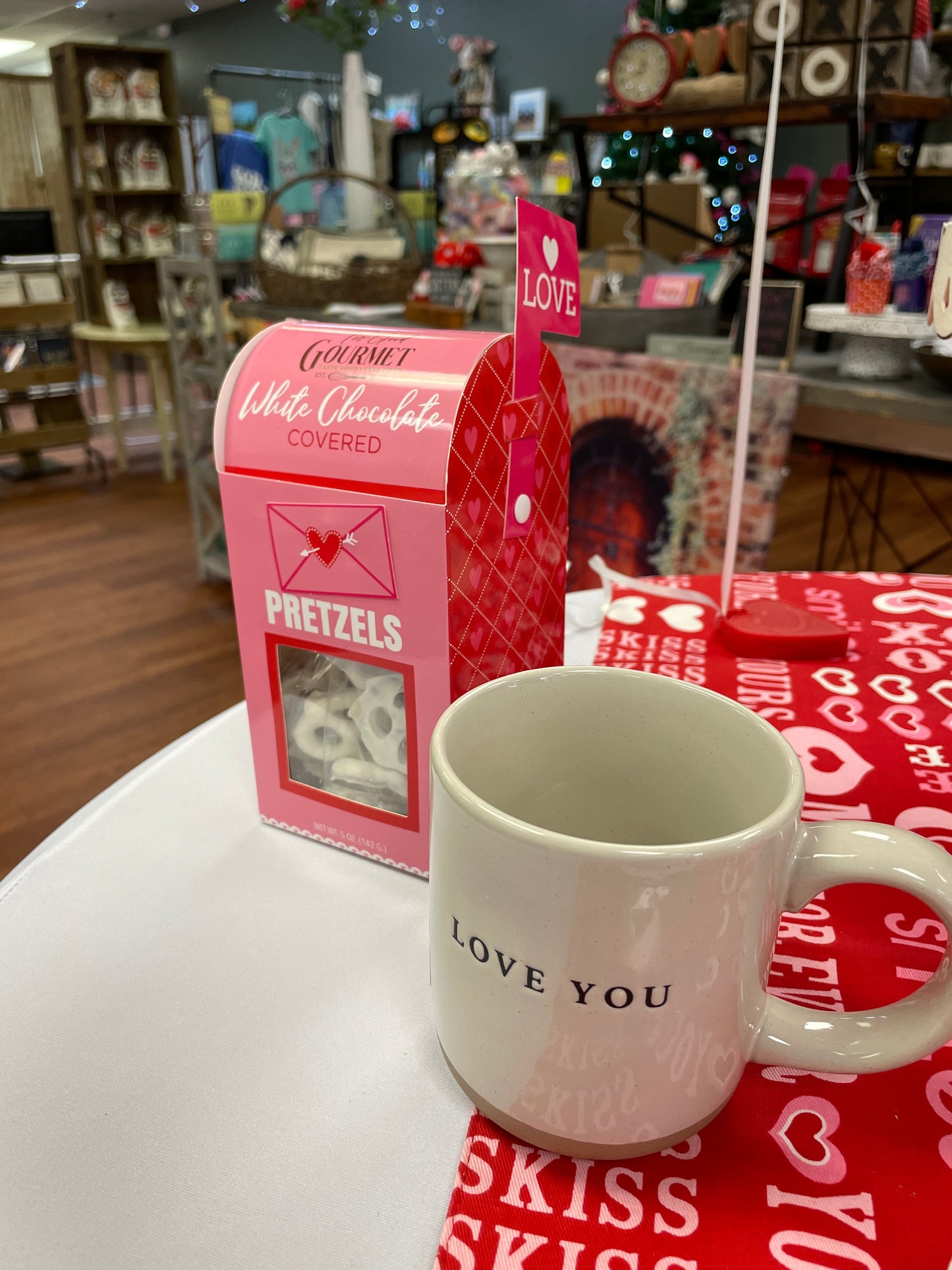 Love Mail Cookie Boxes - White Chocolate Pretzels