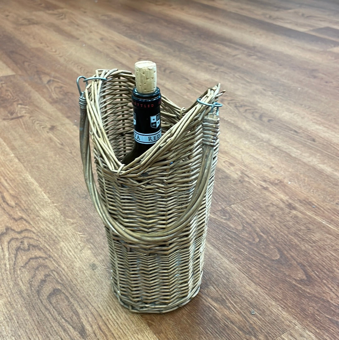 Basket w/swing Handle