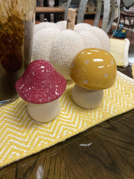 Mushroom - ceramic - mustard dome